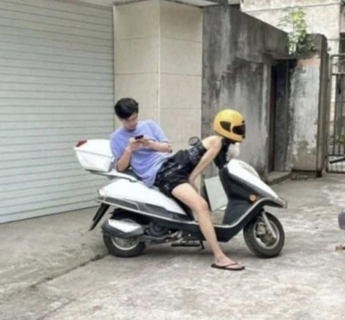 오빠그년 누구냐고!!!